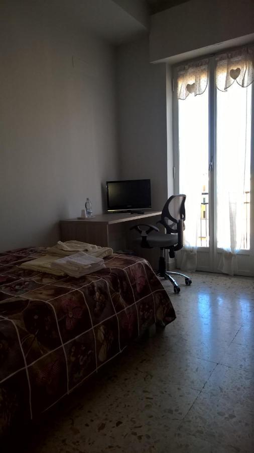 L'Appartamentino B&B Caserta Eksteriør bilde